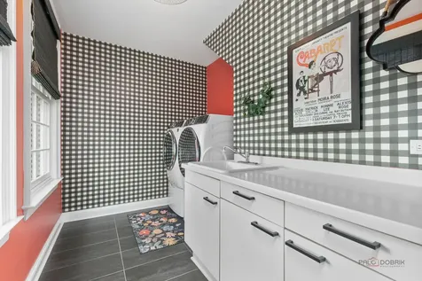5760 Churchill Lane Libertyville IL 60048