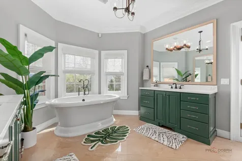 5760 Churchill Lane Libertyville IL 60048