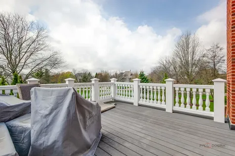 5760 Churchill Lane Libertyville IL 60048