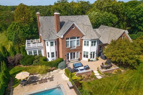 5760 Churchill Lane Libertyville IL 60048