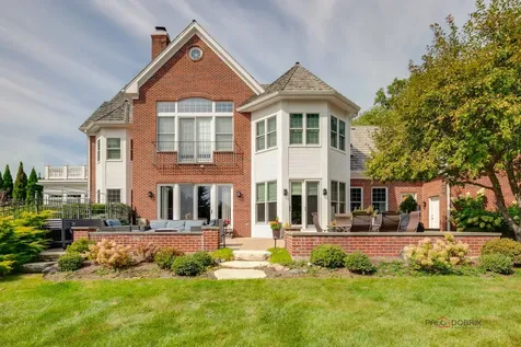 5760 Churchill Lane Libertyville IL 60048