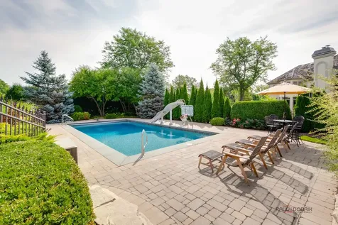 5760 Churchill Lane Libertyville IL 60048