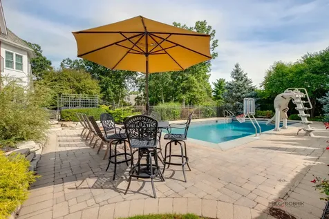 5760 Churchill Lane Libertyville IL 60048