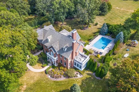 5760 Churchill Lane Libertyville IL 60048