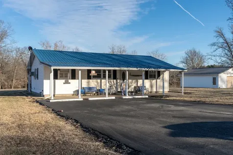 12754 Pease Road Marion IL 62959