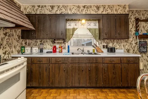 12754 Pease Road Marion IL 62959