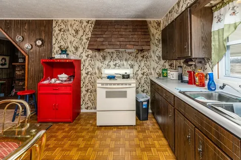 12754 Pease Road Marion IL 62959