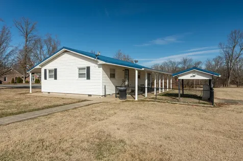 12754 Pease Road Marion IL 62959