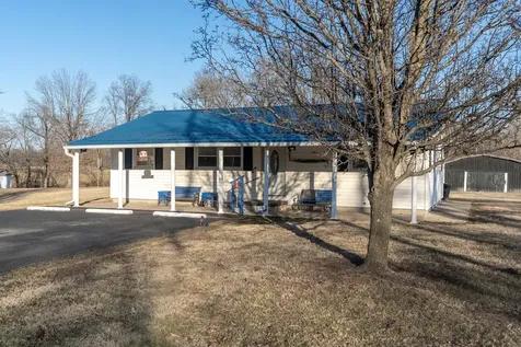 12754 Pease Road Marion IL 62959