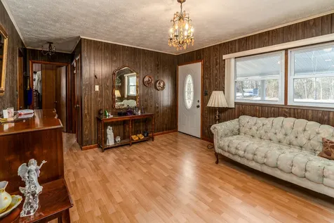12754 Pease Road Marion IL 62959