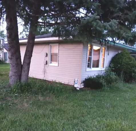 1828-1826 Horeb Avenue Zion IL 60099