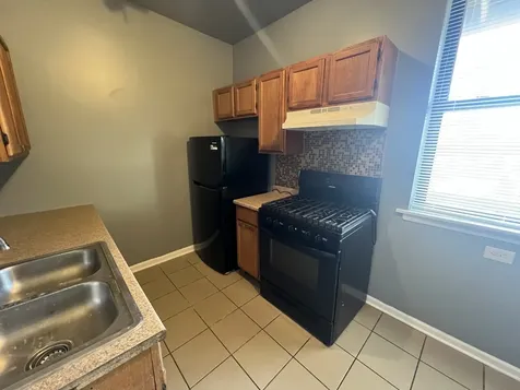 6908 South Michigan Avenue Chicago IL 60637
