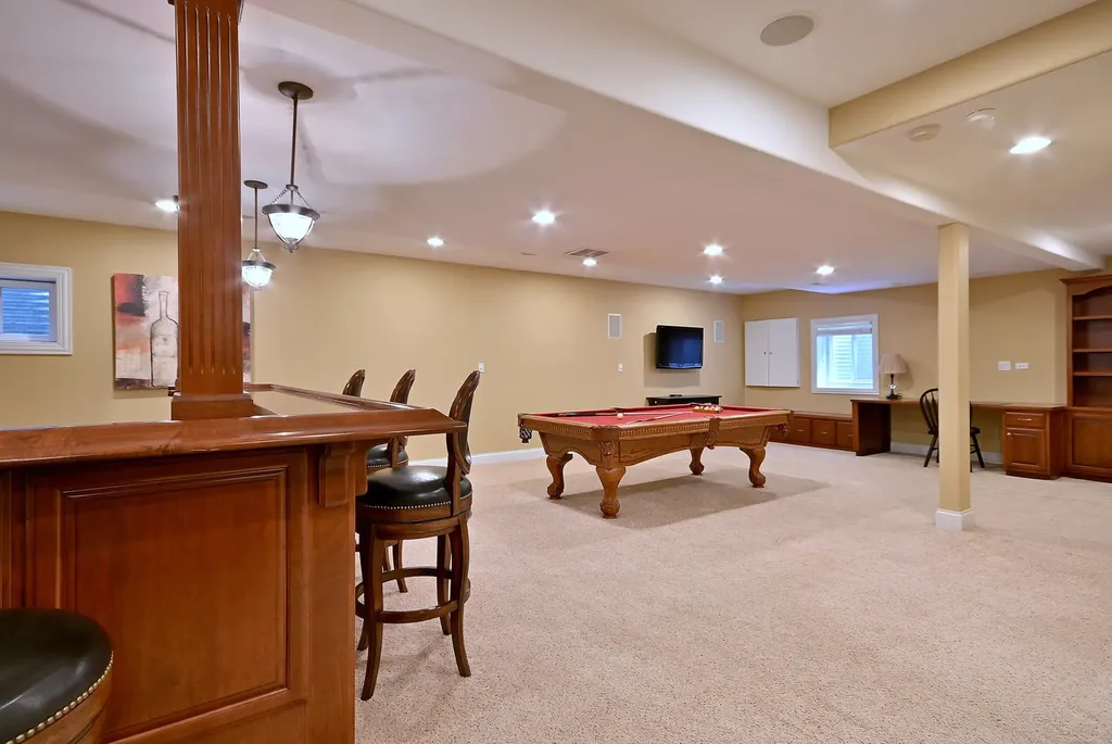 281 East Vallette Street Elmhurst IL 60126