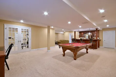 281 East Vallette Street Elmhurst IL 60126
