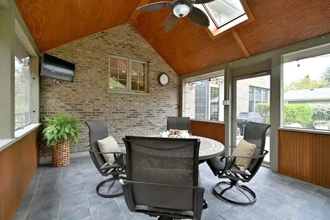 281 East Vallette Street Elmhurst IL 60126