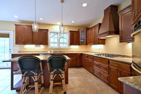 281 East Vallette Street Elmhurst IL 60126