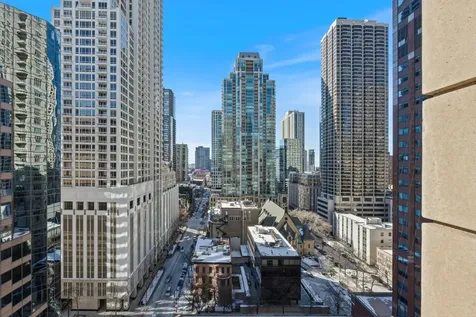 118 East Erie Street Chicago IL 60611