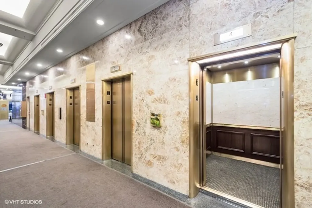 111 North Wabash Avenue Chicago IL 60602