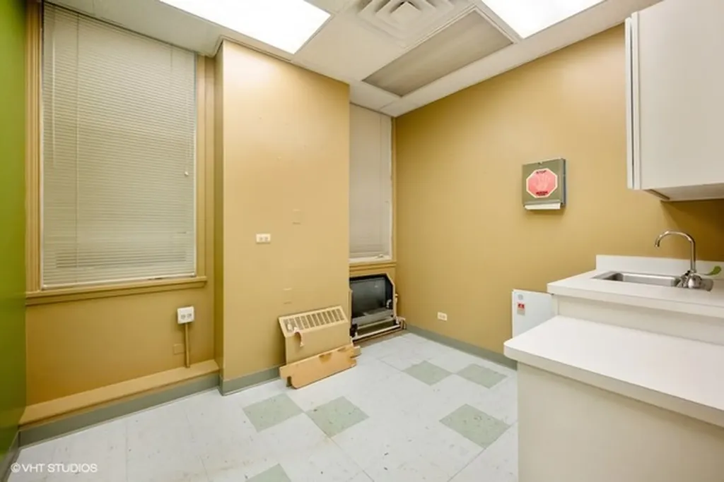 111 North Wabash Avenue Chicago IL 60602