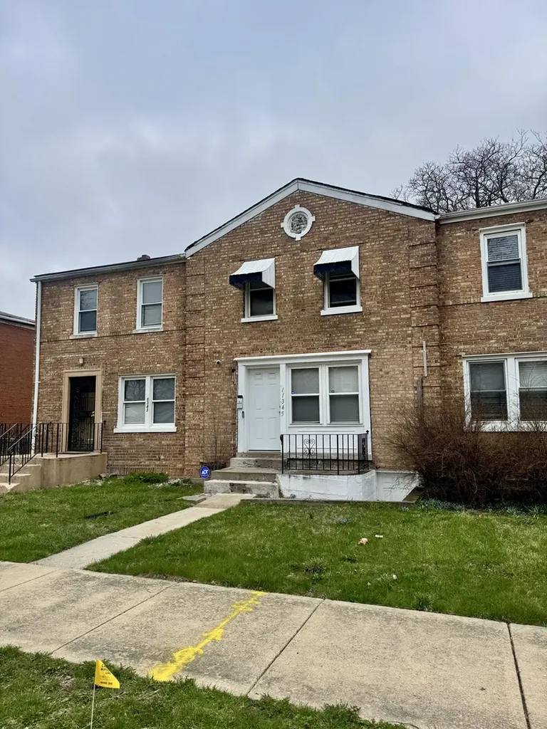 11345 South Ada Street Chicago IL 60643