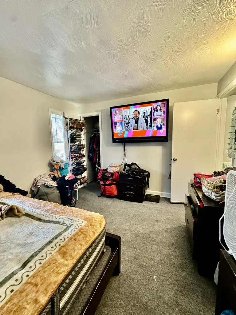 11345 South Ada Street Chicago IL 60643