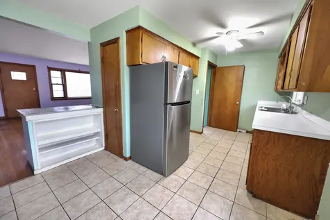 18446 Glen Oak Avenue Lansing IL 60438