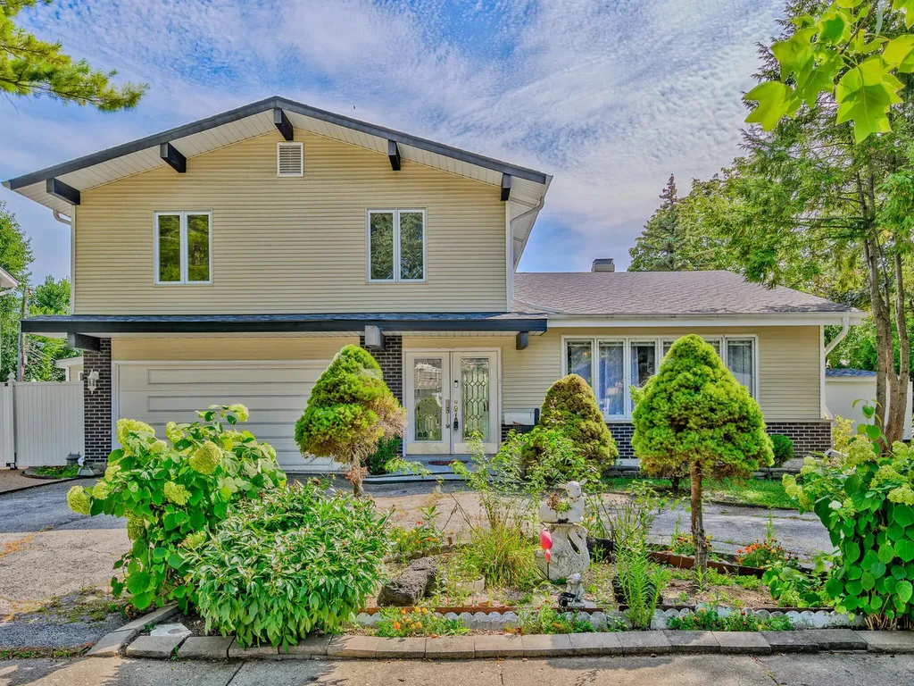 1121 North Greenfield Lane Mount Prospect IL 60056