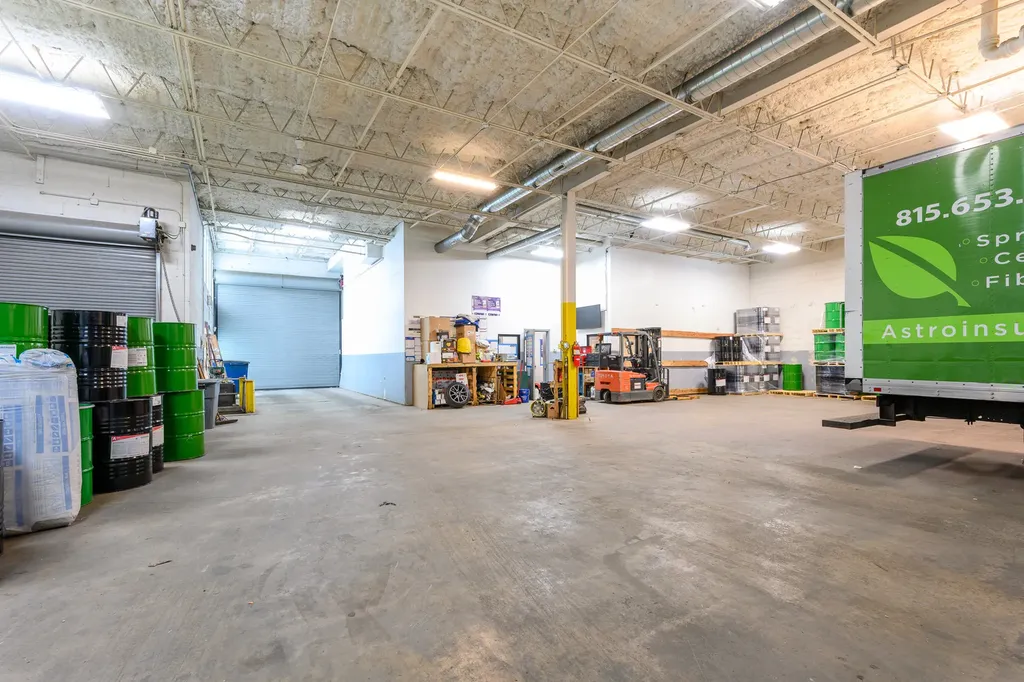 242 North Western Avenue Chicago IL 60612