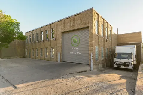 242 North Western Avenue Chicago IL 60612