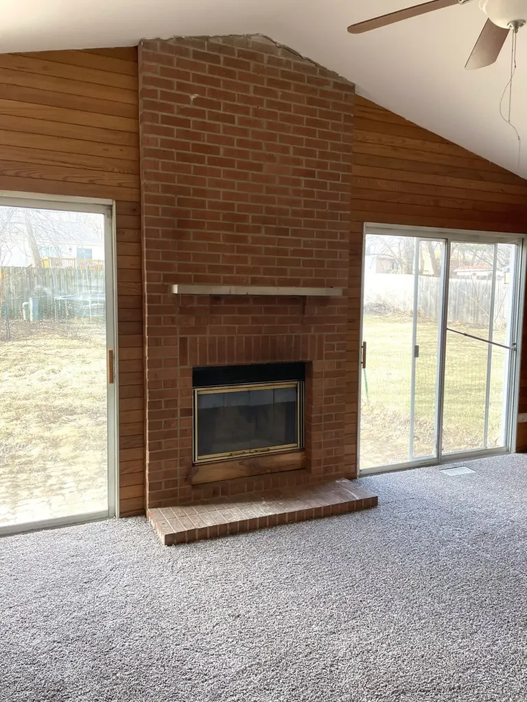 1740 Cumberland Road Aurora IL 60504