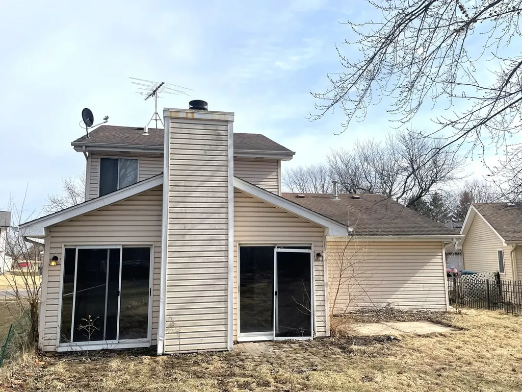 1740 Cumberland Road Aurora IL 60504