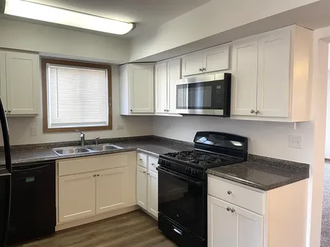 1740 Cumberland Road Aurora IL 60504