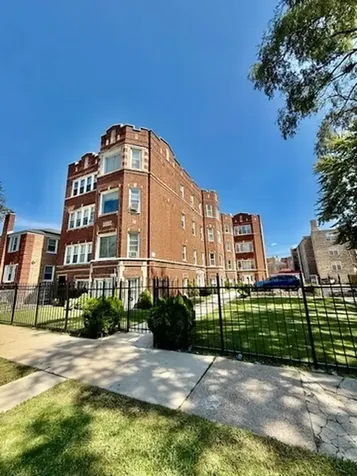 9211 South Laflin Street Chicago IL 60620