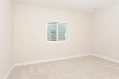 1906 Dunraven Road Bloomington IL 61704