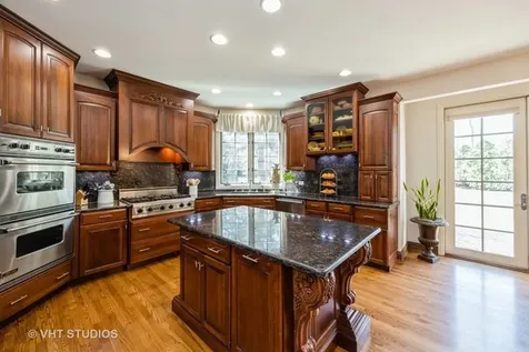 6100 Timber Ridge Court Indian Head Park IL 60525