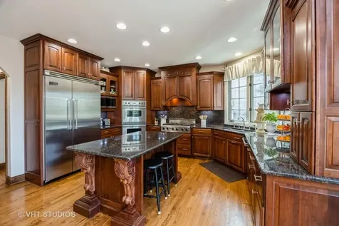 6100 Timber Ridge Court Indian Head Park IL 60525