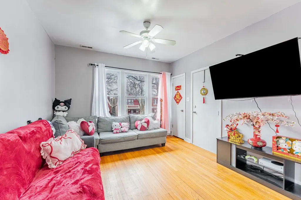831 North Keystone Avenue Chicago IL 60651