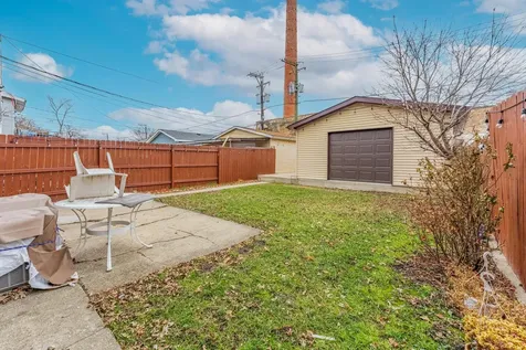 831 North Keystone Avenue Chicago IL 60651