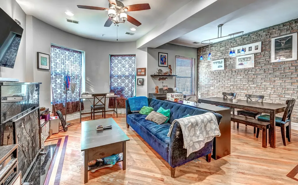 4543 South Prairie Avenue Chicago IL 60653