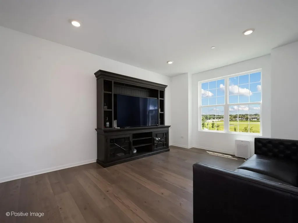 9256 Harlowe Lane Orland Park IL 60462