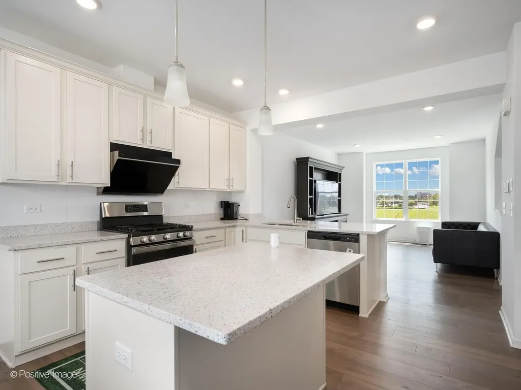 9256 Harlowe Lane Orland Park IL 60462