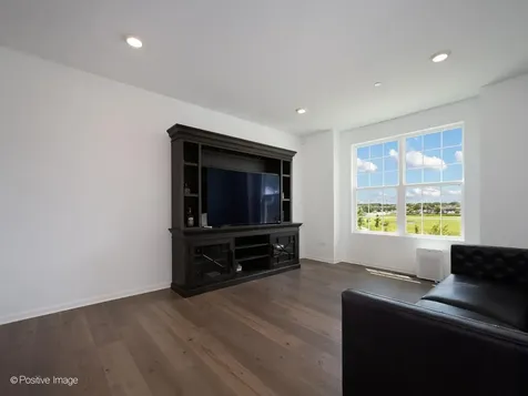 9256 Harlowe Lane Orland Park IL 60462