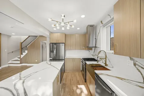 8645 South Bennett Avenue Chicago IL 60617