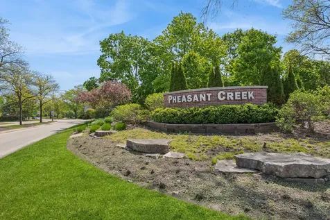 925 Spring Hill Drive Northbrook IL 60062
