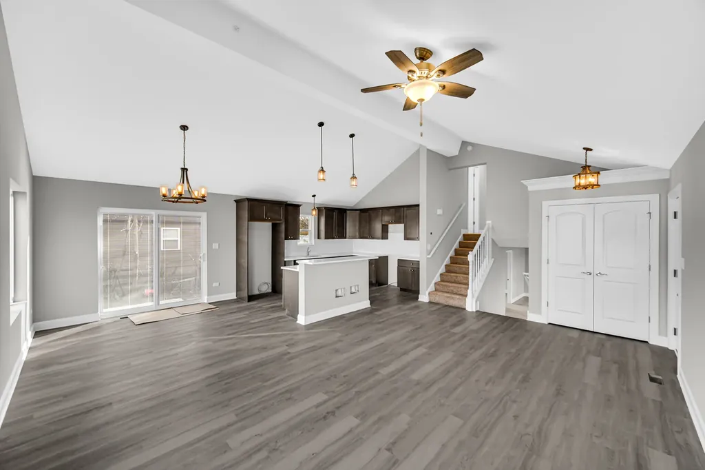3131 141ST Place Blue Island IL 60406