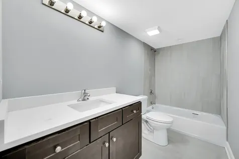 3131 141ST Place Blue Island IL 60406