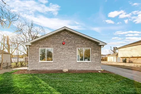 3131 141ST Place Blue Island IL 60406