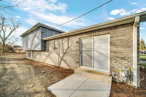 3131 141ST Place Blue Island IL 60406