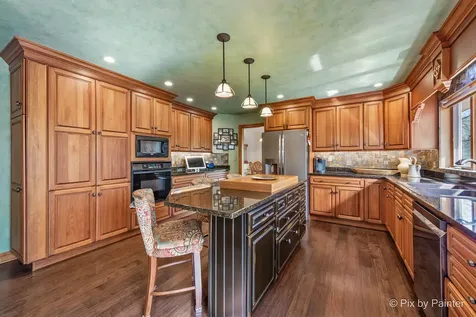 5N411 Harvest Lane St. Charles IL 60175