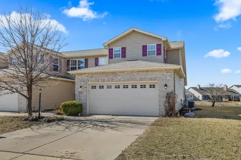 2517 Pembrook Point Champaign IL 61821